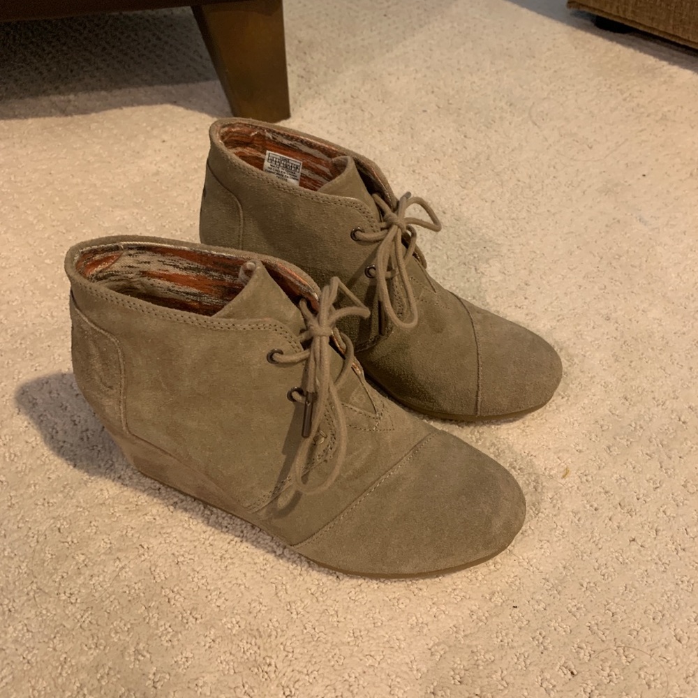 Toms booties